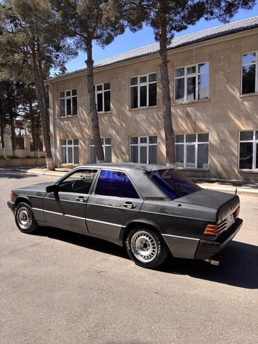 Mercedes 190 1988, 403,550 km - 2.0 л - Bakı