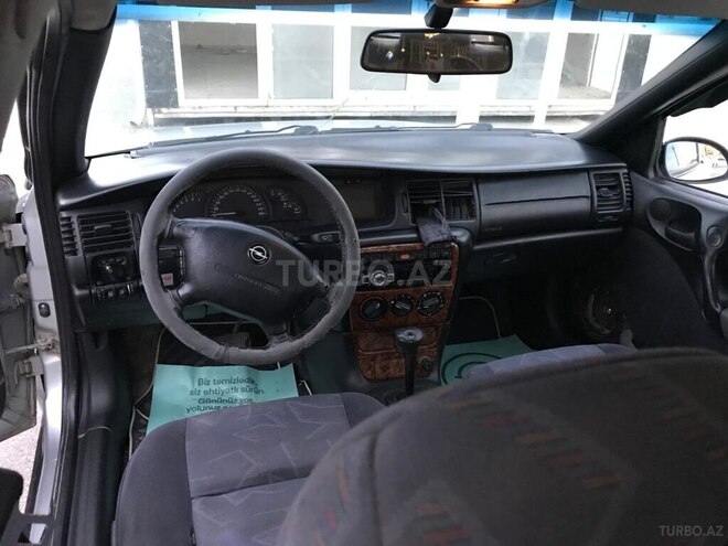 Opel Vectra 1996, 200,111 km - 2.0 l - Bakı