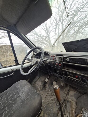GAZ 3302-744 2003, 222,220 km - 2.3 l - Quba