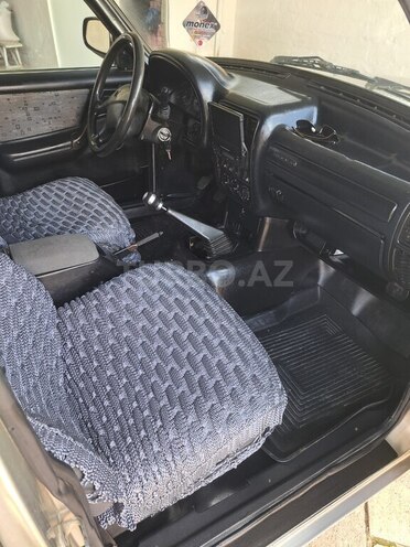 GAZ 31105 2006, 175,000 km - 2.5 l - Qobustan