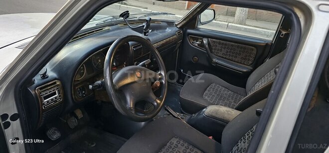 GAZ 31105 2006, 330,000 km - 2.4 l - Gəncə