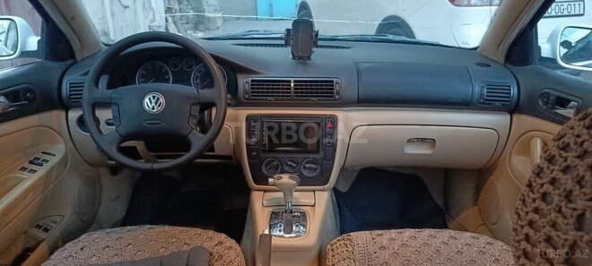 Volkswagen Passat 2001, 300,000 km - 1.8 l - Bakı