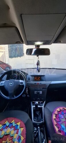 Opel Astra 2005, 380,000 km - 1.6 l - Bakı