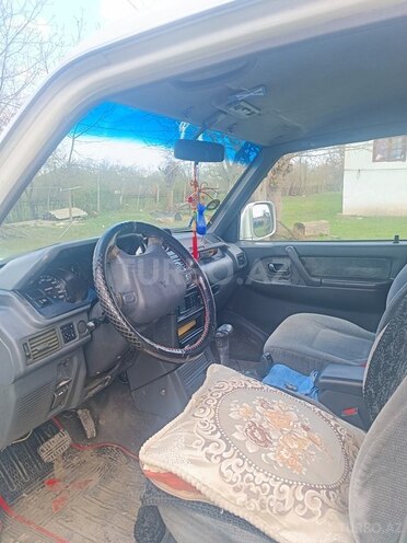 Mitsubishi Pajero 1996, 370,000 km - 2.8 л - Qəbələ