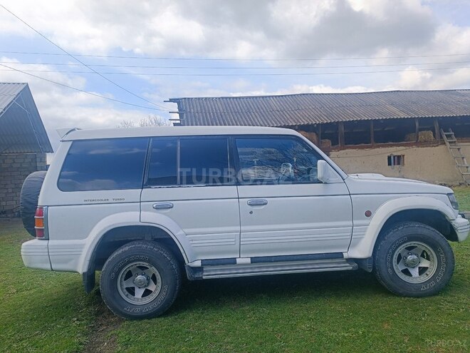 Mitsubishi Pajero 1996, 370,000 km - 2.8 л - Qəbələ
