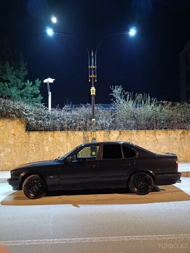 BMW 525 1993, 420,000 km - 2.5 l - Xaçmaz
