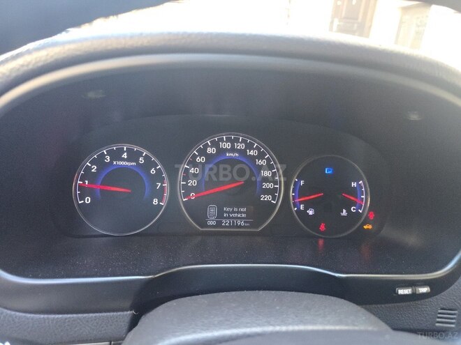 Hyundai Santa Fe 2011, 221,000 km - 3.5 l - Bakı