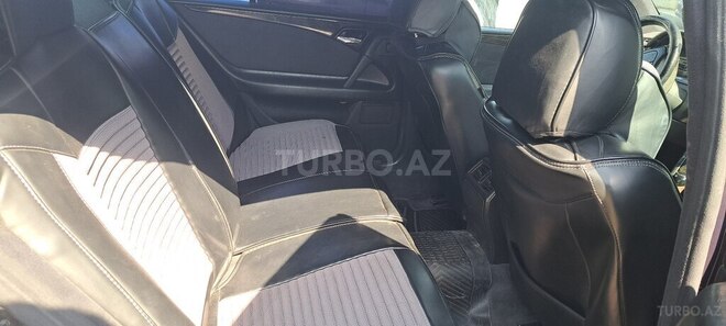 Mercedes E 230 1996, 327,000 km - 2.3 l - Tovuz