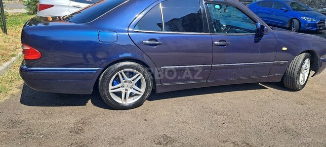 Mercedes E 230 1996, 327,000 km - 2.3 l - Tovuz