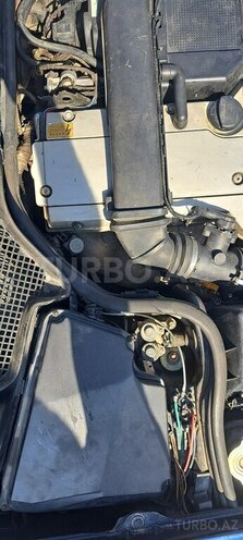 Mercedes E 230 1996, 327,000 km - 2.3 l - Tovuz