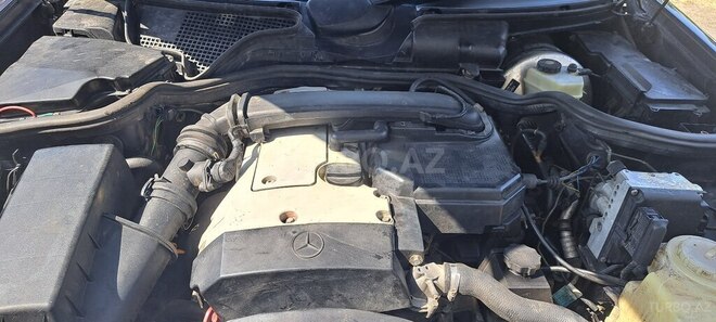 Mercedes E 230 1996, 327,000 km - 2.3 l - Tovuz
