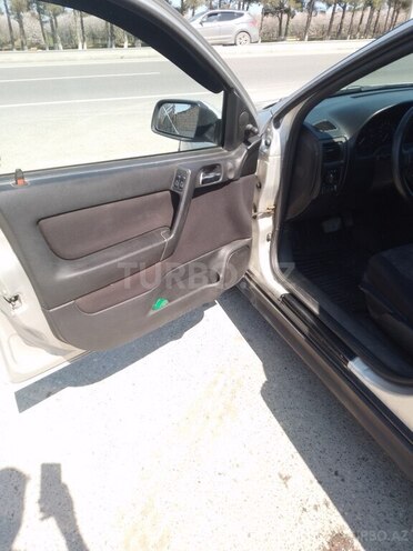 Opel Astra 2000, 311,000 km - 1.6 л - Bakı