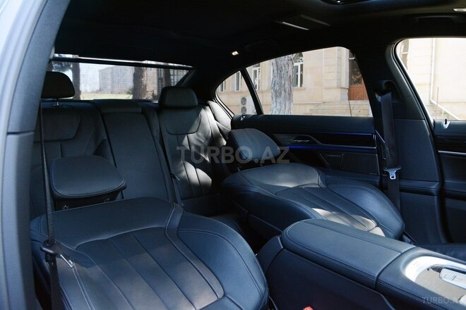 BMW 740 2022, 15,000 km - 3.0 l - Bakı
