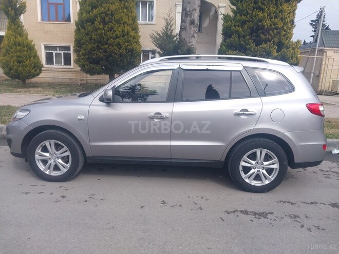 Hyundai Santa Fe 2011, 243,000 km - 2.0 l - Xaçmaz