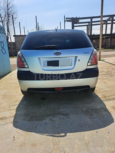 Kia Rio 2006, 297,000 km - 1.5 l - Astara