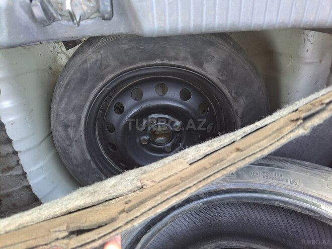 Kia Rio 2006, 297,000 km - 1.5 l - Astara