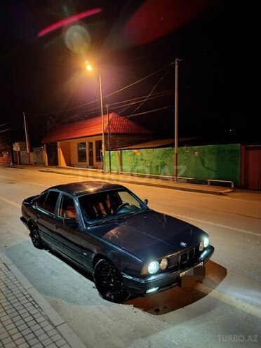 BMW 525 1993, 420,000 km - 2.5 l - Xaçmaz