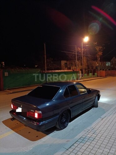 BMW 525 1993, 420,000 km - 2.5 l - Xaçmaz