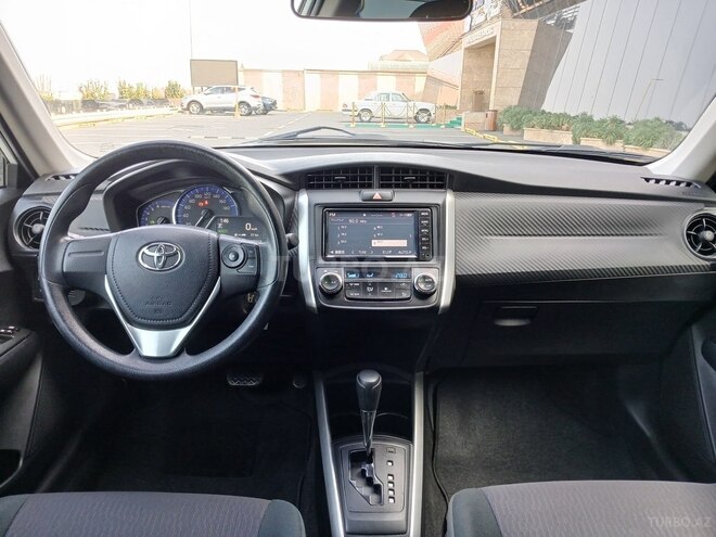 Toyota Corolla Fielder 2019, 136,000 km - 1.5 л - Bakı