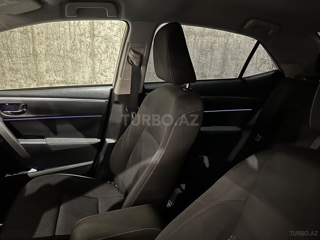 Toyota Corolla 2013, 241,600 km - 1.6 l - Bakı