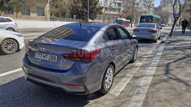Hyundai Accent 2018, 76,000 km - 1.6 л - Bakı