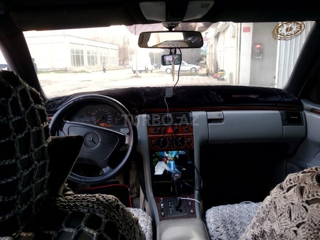 Mercedes E 290 1997, 650,000 km - 1.9 l - Bakı