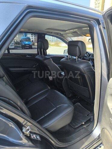 Mercedes ML 350 4MATIC 2010, 130,856 km - 3.5 l - Bakı