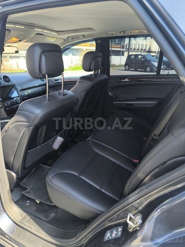 Mercedes ML 350 4MATIC 2010, 130,856 km - 3.5 l - Bakı