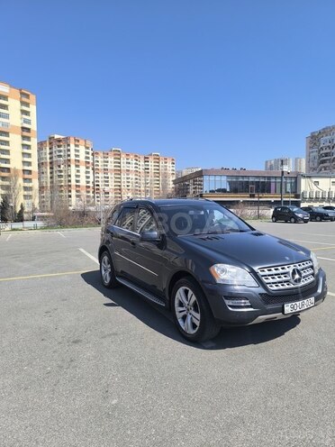 Mercedes ML 350 4MATIC 2010, 130,856 km - 3.5 l - Bakı