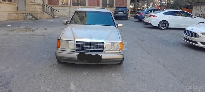Mercedes E 200 d 1990, 432,167 km - 2.0 л - Bakı