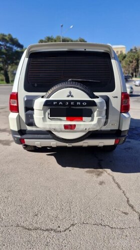 Mitsubishi Pajero 2007, 194,776 km - 3.0 l - Bakı