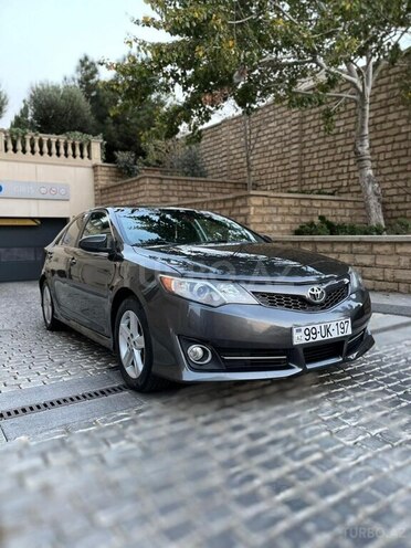Toyota Camry 2014, 236,574 km - 2.5 l - Bakı