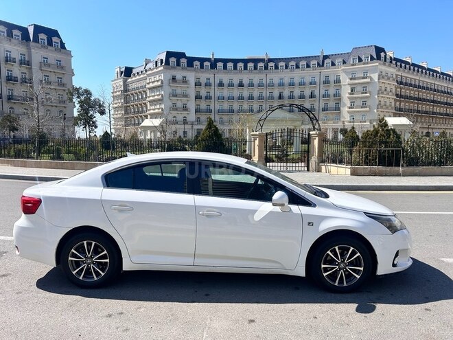Toyota Avensis 2011, 276,371 km - 2.0 l - Bakı
