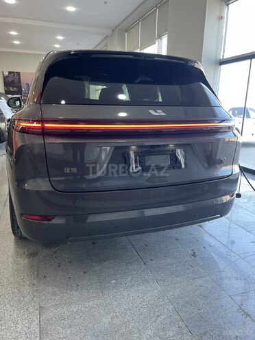 Li Auto L7-9