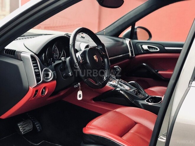 Porsche Cayenne GTS 2014, 250,000 km - 4.8 л - Bakı