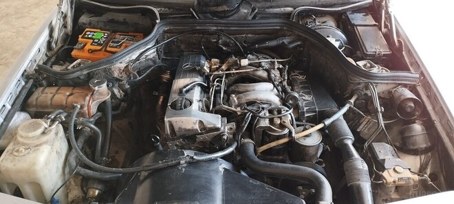 Mercedes E 200 d 1992, 421,000 km - 2.0 л - Şamaxı