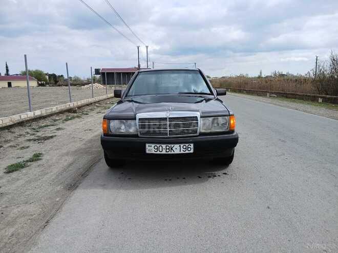 Mercedes 190 1992, 382,000 km - 2.0 л - Salyan