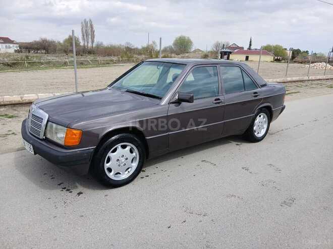 Mercedes 190 1992, 382,000 km - 2.0 л - Salyan