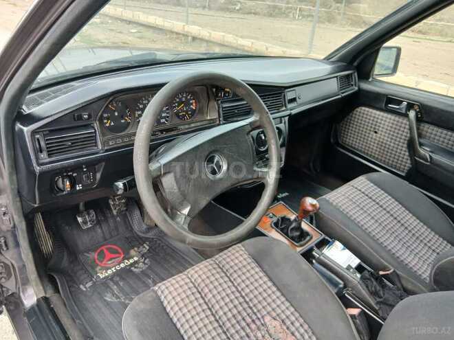 Mercedes 190 1992, 382,000 km - 2.0 л - Salyan