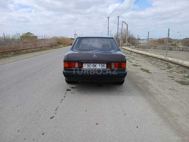 Mercedes 190 1992, 382,000 km - 2.0 л - Salyan