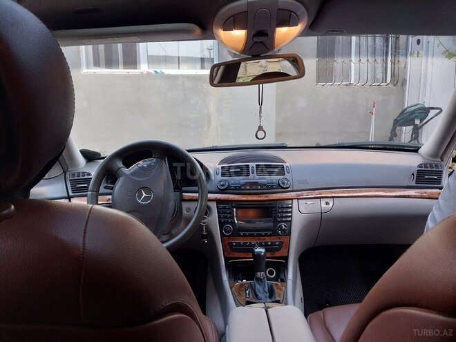 Mercedes E 240 2002, 346,000 km - 2.4 l - Bakı