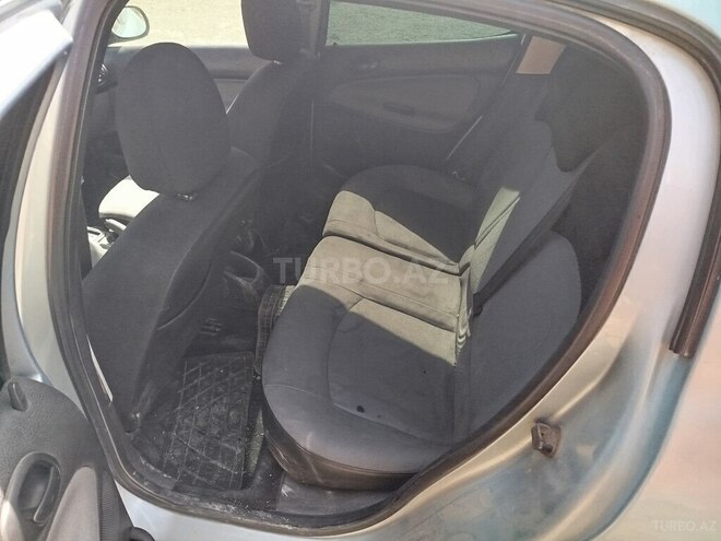 Peugeot 206 2005, 380,000 km - 1.4 l - Bakı