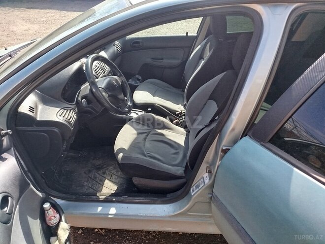 Peugeot 206 2005, 380,000 km - 1.4 l - Bakı