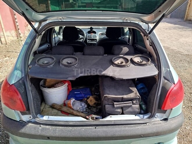 Peugeot 206 2005, 380,000 km - 1.4 l - Bakı