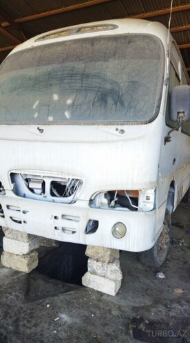 Hyundai County 2001, 300,000 km - 3.9 l - Qusar