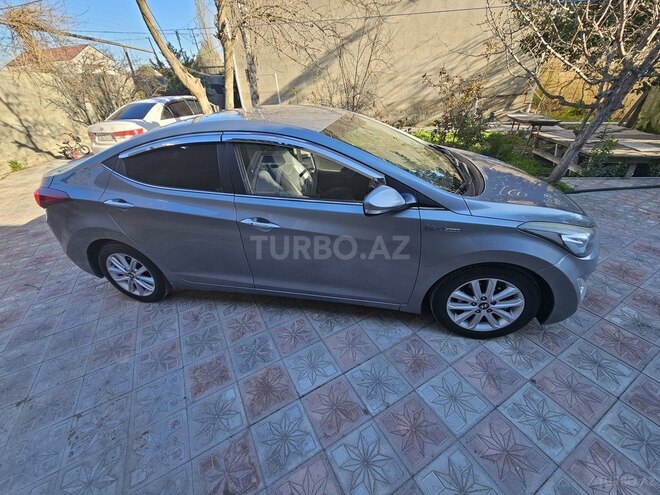 Hyundai Avante 2014, 220,000 km - 1.6 л - Bakı