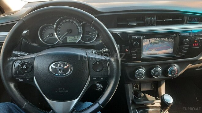 Toyota Corolla 2015, 175,000 km - 1.6 l - Bakı