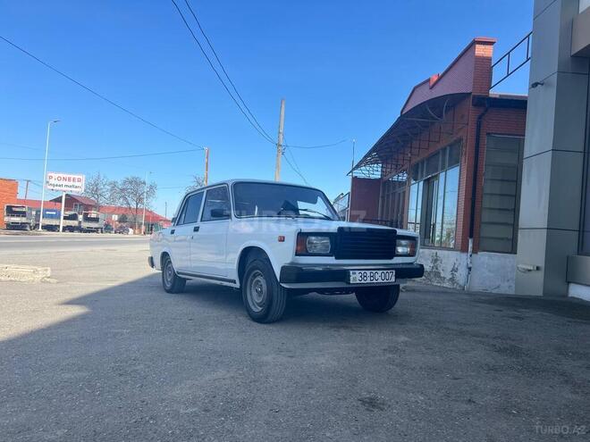 LADA (VAZ) 2107 2001, 71,000 km - 1.6 l - Qusar