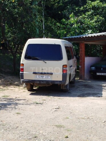 Mitsubishi L300 1997, 425,316 km - 2.0 л - Astara