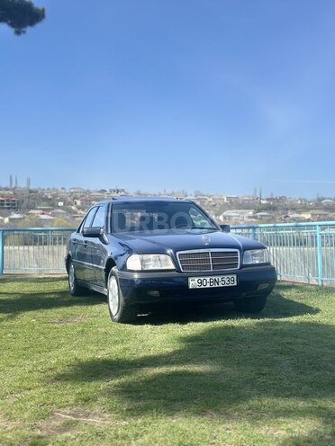 Mercedes C 180 1996, 400,000 km - 2.0 l - Quba